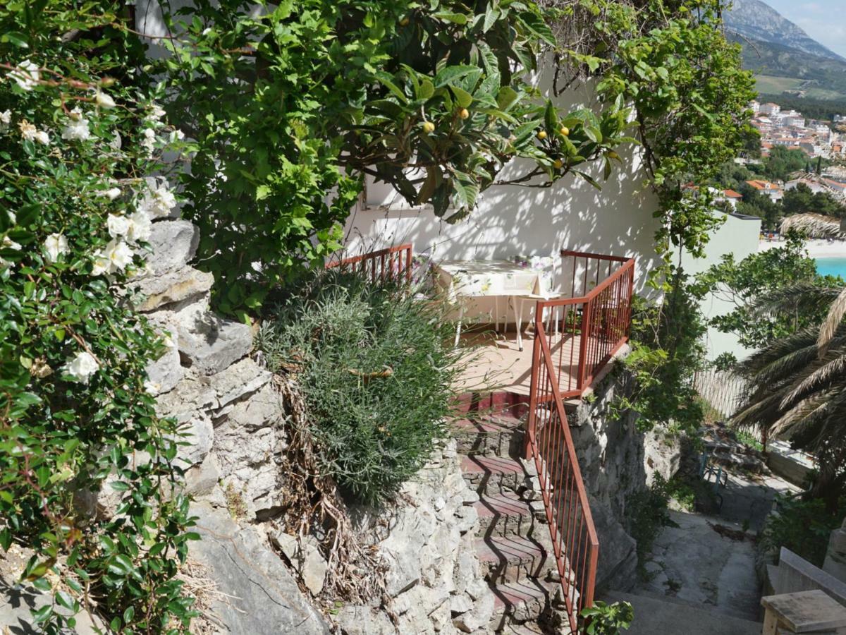 Apartments Feral Baska Voda Luaran gambar